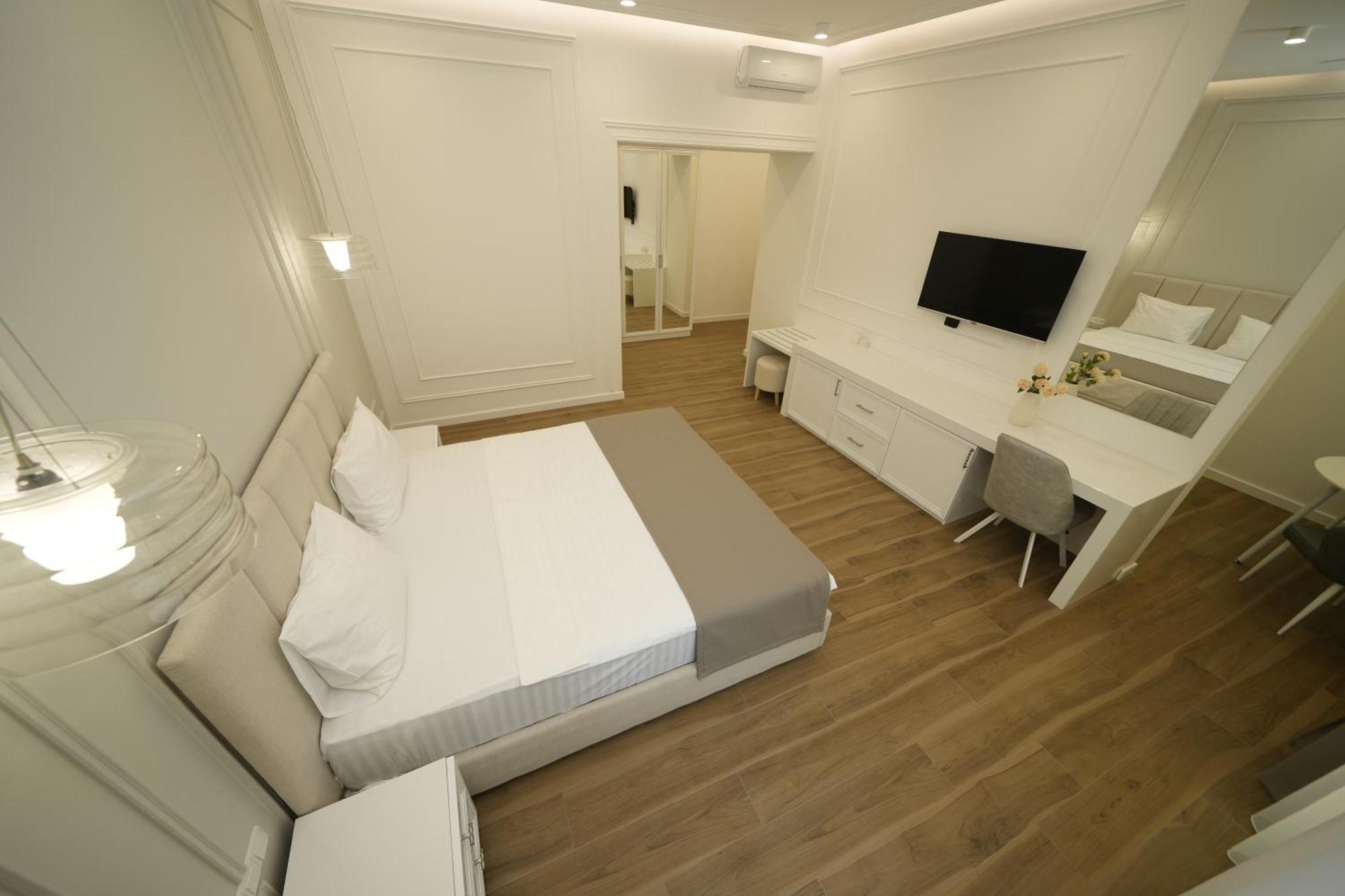 Ser In Hotel Jerevan Eksteriør bilde